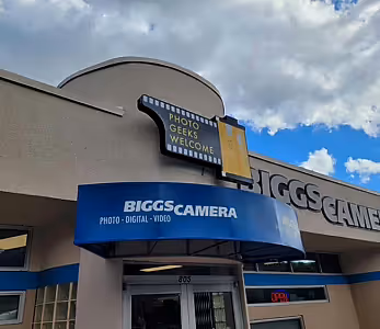 custom 3d business logo signage on storefront in charlotte